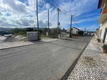 Armazém para Venda em Lamas e Cercal