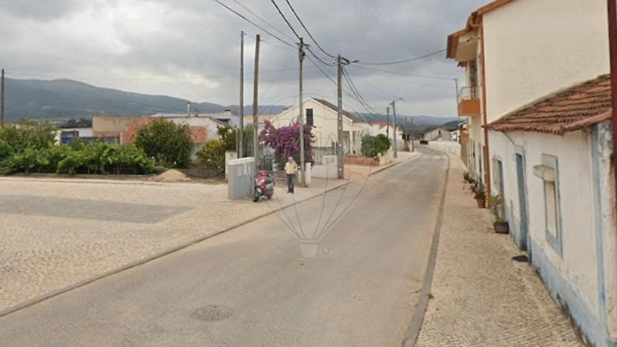 Armazém para Venda em Lamas e Cercal