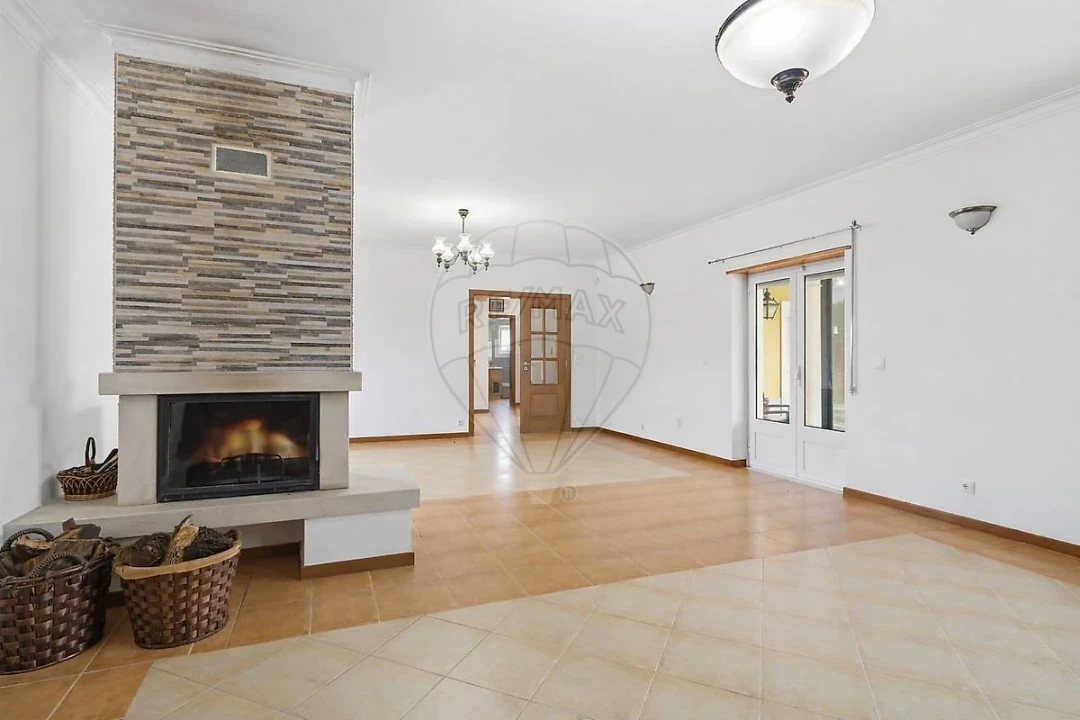 Moradia T5 para Venda em Silveira Foto 2