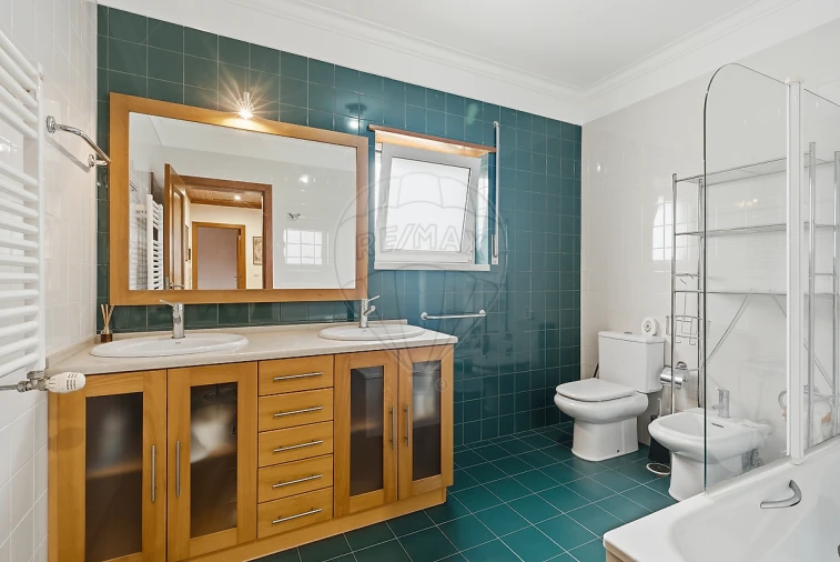 Moradia T5 para Venda em Silveira Foto 12