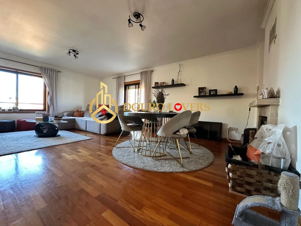 Apartamento T3 para Venda em Matosinhos e Leça da Palmeira Foto 1