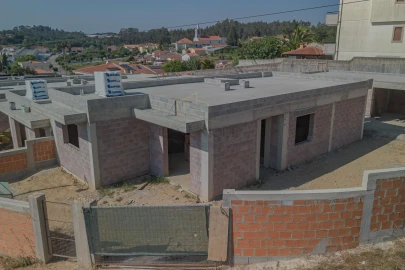 Moradia T3 para Venda em Santa Maria da Feira, Travanca, Sanfins e Espargo