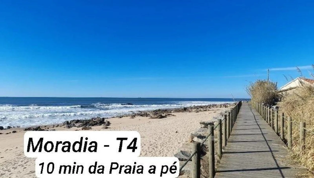 Moradia T4 para Venda em Gulpilhares e Valadares Foto 2