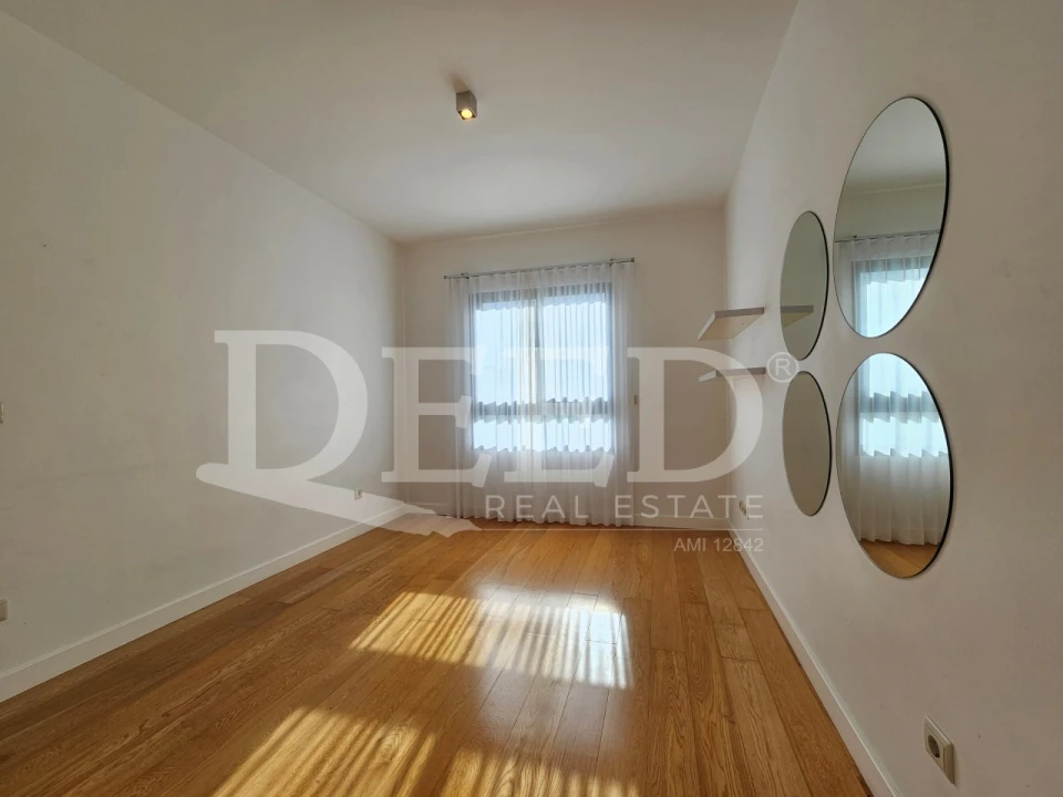 Apartamento T2 para Venda em São Martinho Foto 6