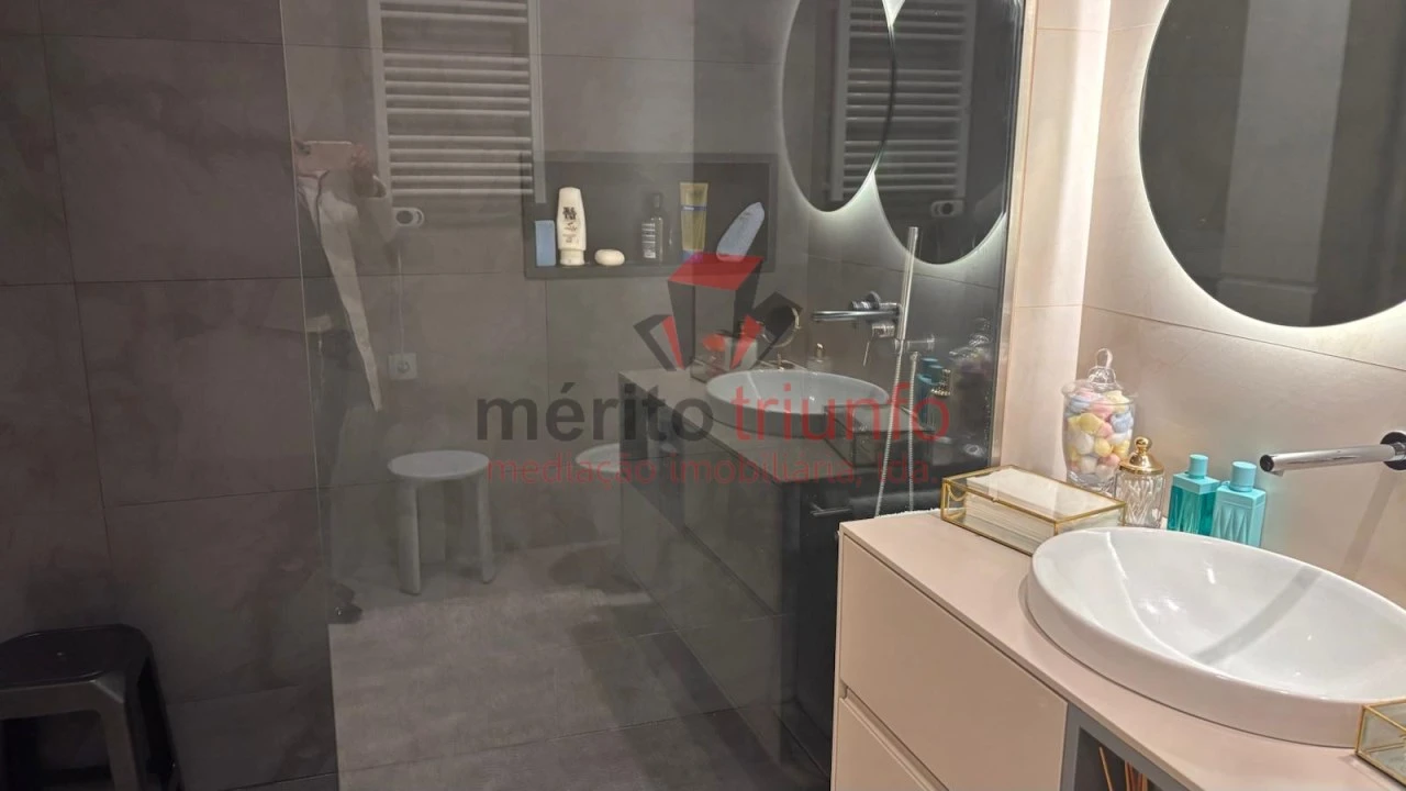 Apartamento T1 para Venda em Vila Nova de Famalicão e Calendário Foto 10