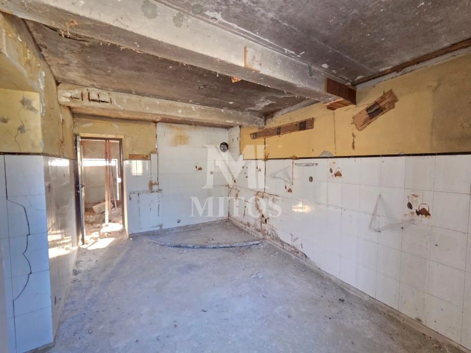 Moradia T4 para Venda em Vila Nova de Anha Foto 18