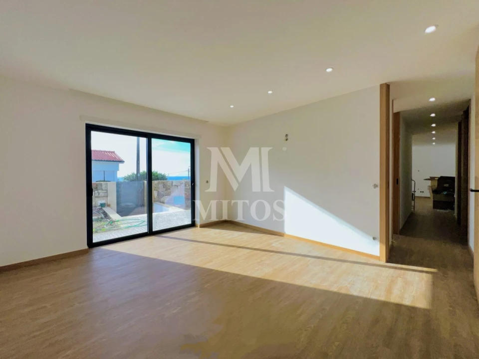 Moradia T2 para Venda em Areosa Foto 16