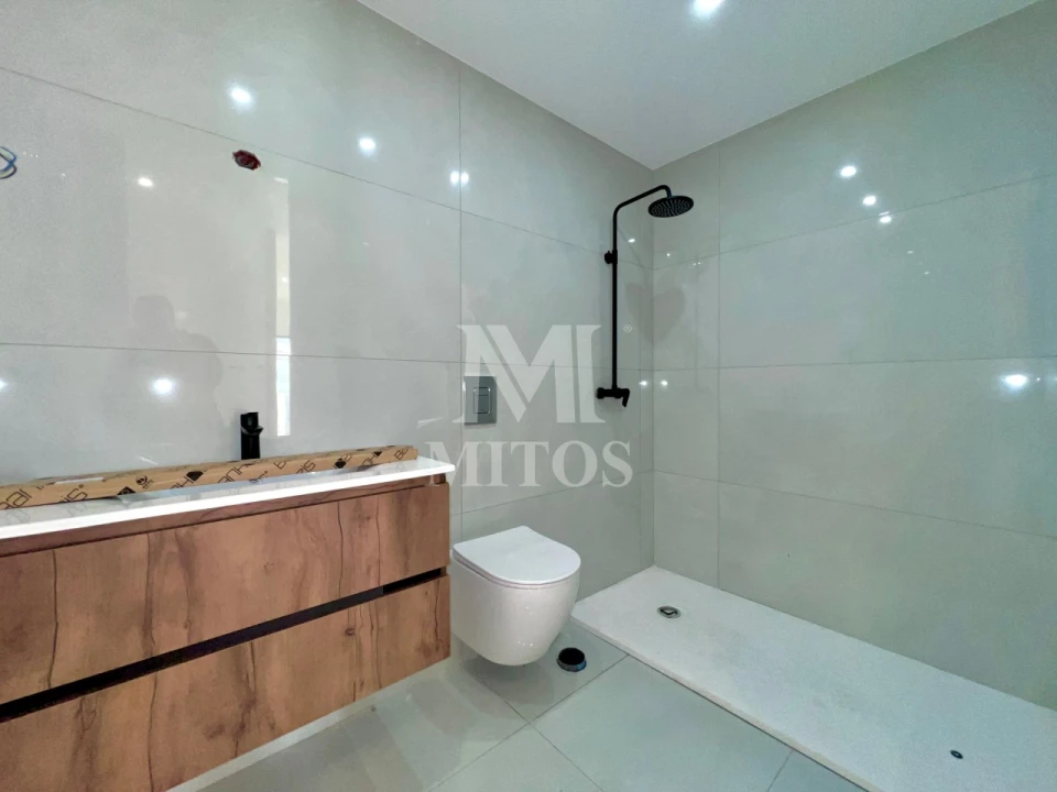 Moradia T2 para Venda em Areosa Foto 11