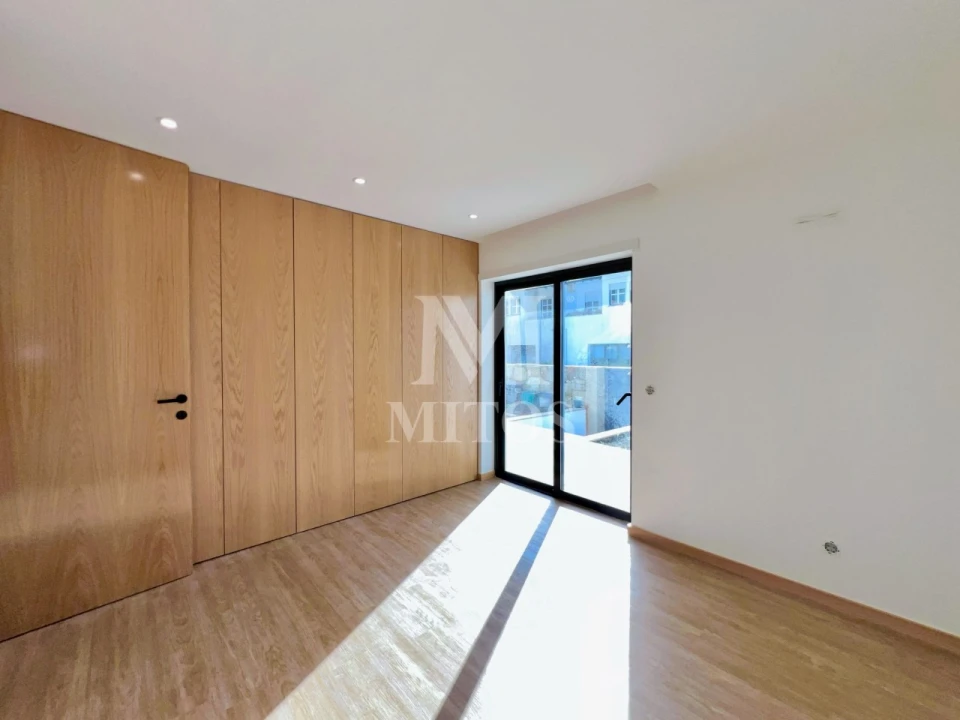 Moradia T2 para Venda em Areosa Foto 14