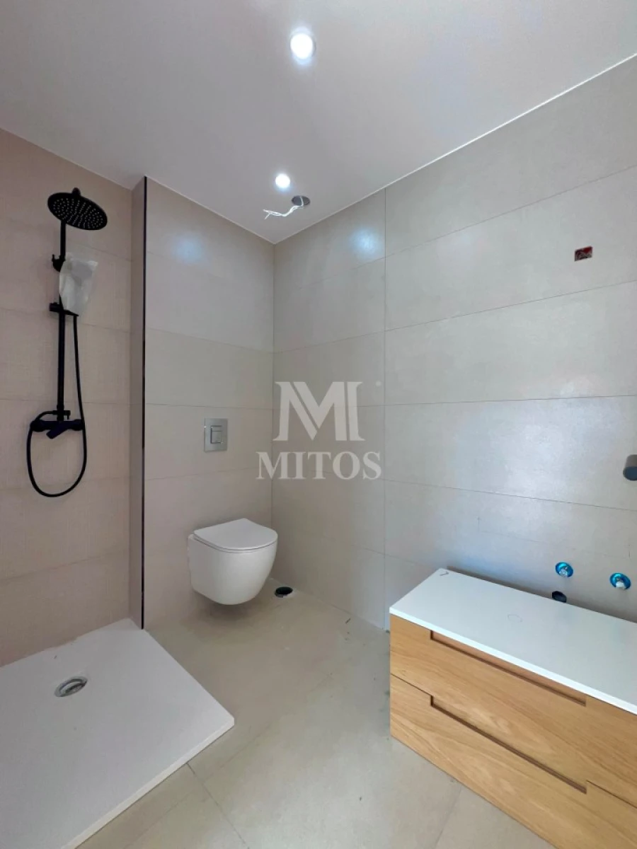 Moradia T2 para Venda em Areosa Foto 19