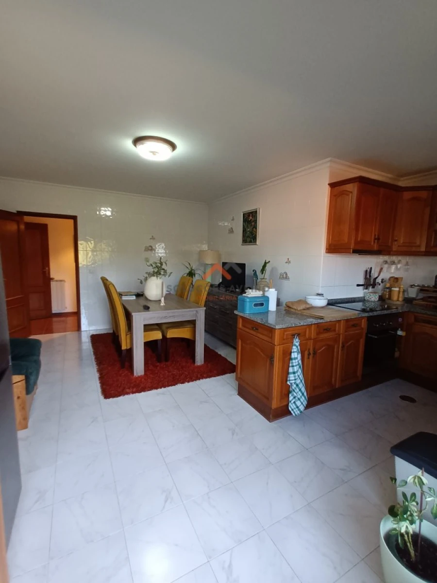 Apartamento T3 para Venda em Sangalhos Foto 17
