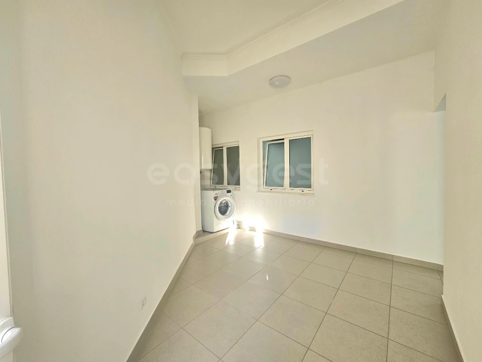 Apartamento T3 para Venda em Albufeira e Olhos de Água Foto 16