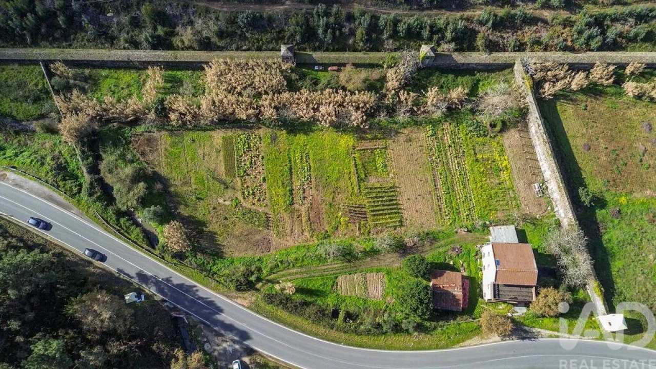 Terreno para Venda em Casal de Cambra Foto 21