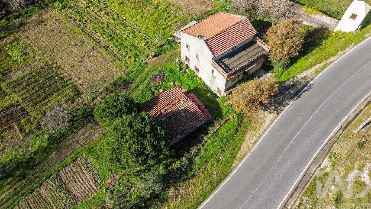 Terreno para Venda em Casal de Cambra Foto 11