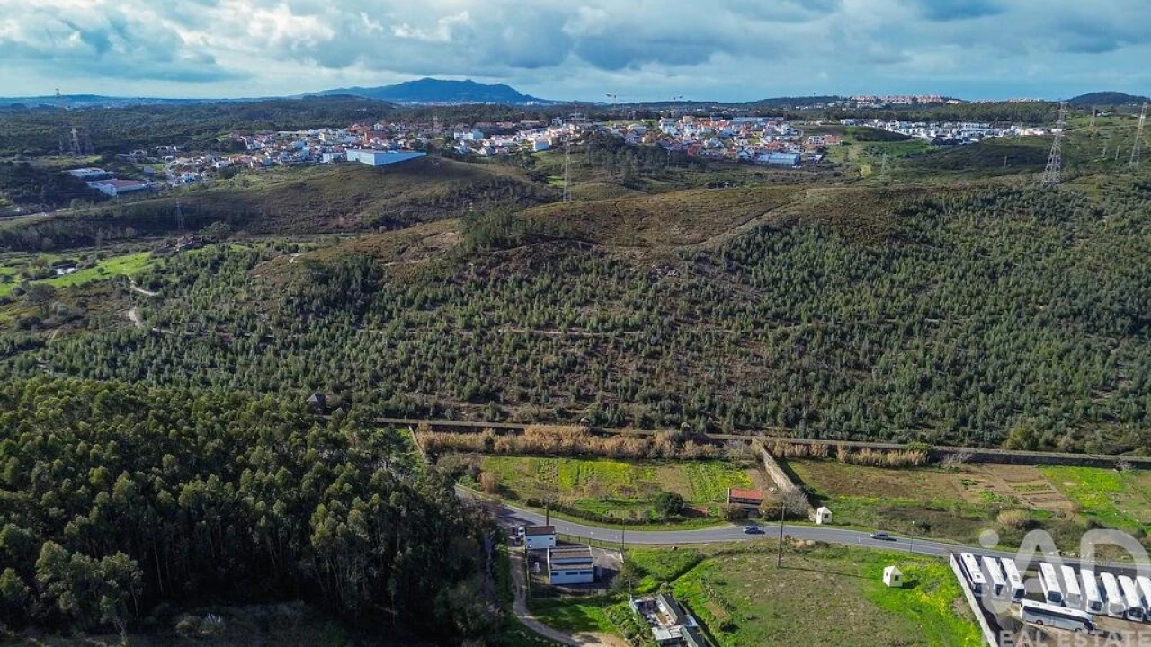 Terreno para Venda em Casal de Cambra Foto 13