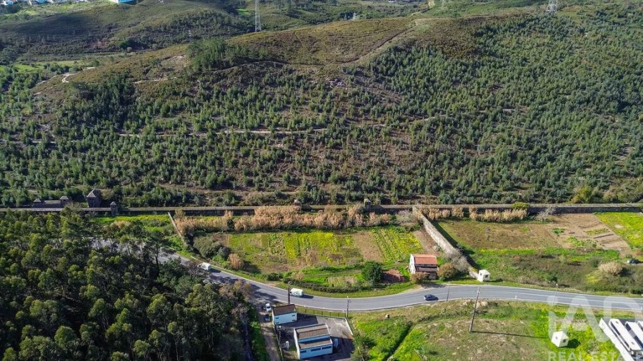 Terreno para Venda em Casal de Cambra Foto 7