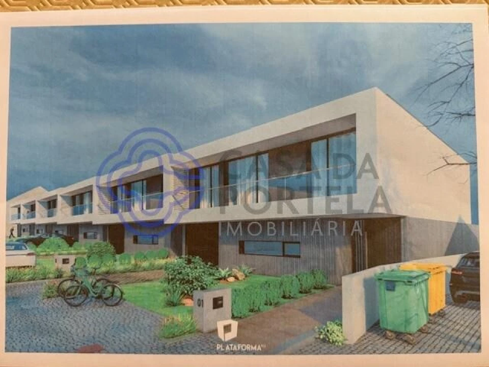 Moradia T4 para Venda em Boidobra Foto 42