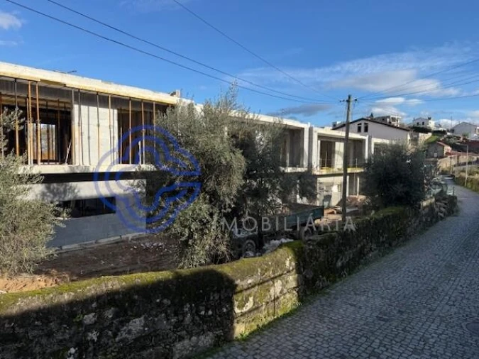 Moradia T4 para Venda em Boidobra Foto 40