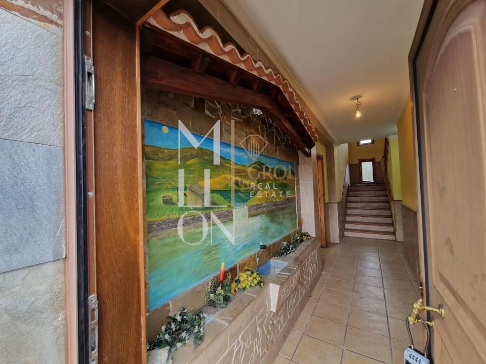 Moradia T4 para Venda em Alijo Foto 14