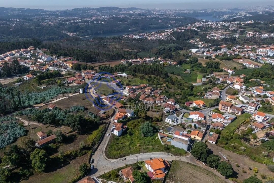 Terreno para Venda em Gondomar (São Cosme), Valbom e Jovim Foto 2