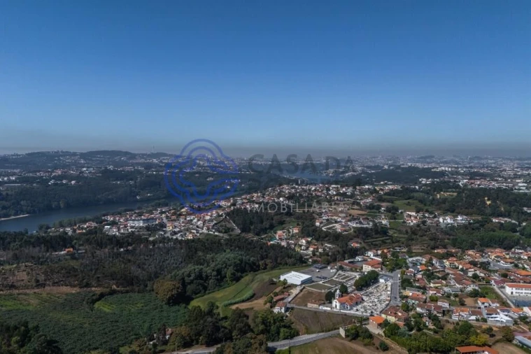 Terreno para Venda em Gondomar (São Cosme), Valbom e Jovim Foto 1