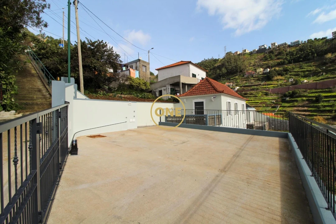 Moradia T3 para Venda em Quinta Grande Foto 34