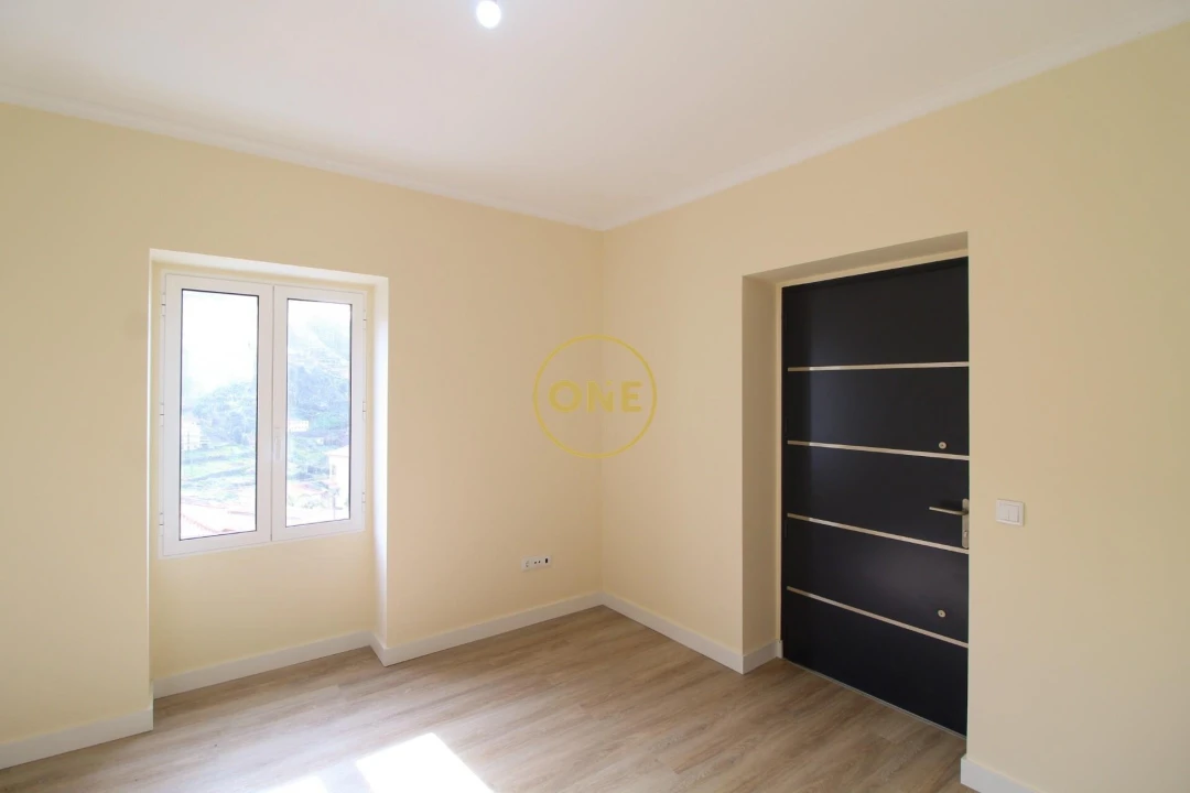 Moradia T3 para Venda em Quinta Grande Foto 17