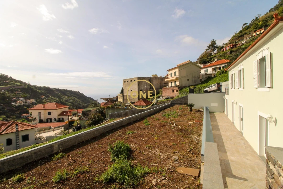 Moradia T3 para Venda em Quinta Grande Foto 28