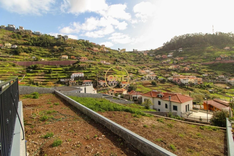 Moradia T3 para Venda em Quinta Grande Foto 37