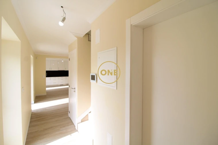 Moradia T3 para Venda em Quinta Grande Foto 8