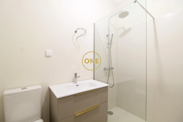 Moradia T3 para Venda em Quinta Grande Foto 21