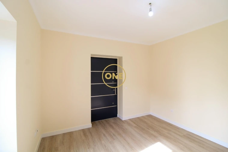 Moradia T3 para Venda em Quinta Grande Foto 16