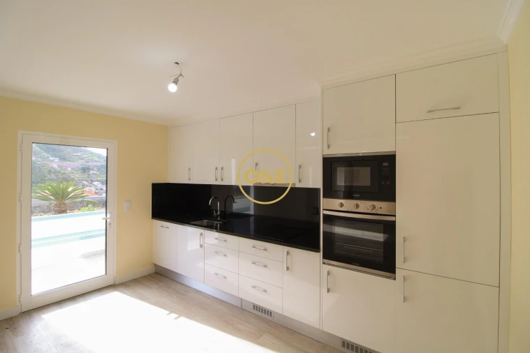 Moradia T3 para Venda em Quinta Grande Foto 5