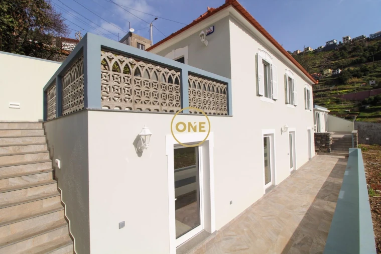 Moradia T3 para Venda em Quinta Grande Foto 1