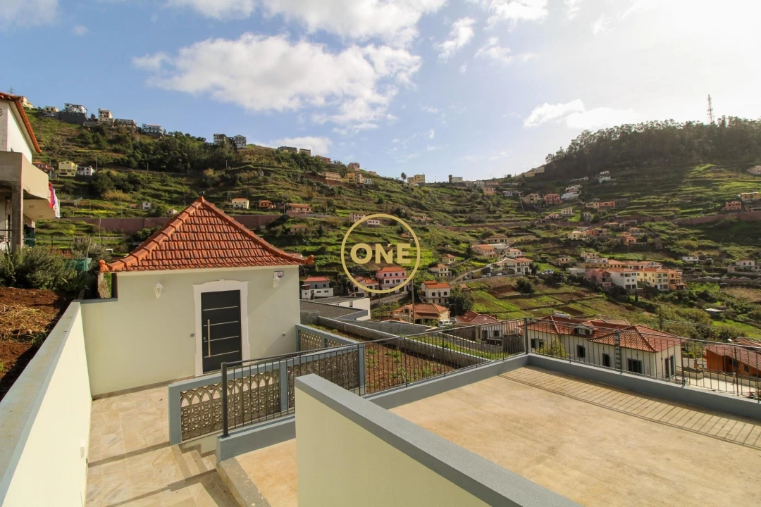 Moradia T3 para Venda em Quinta Grande Foto 32