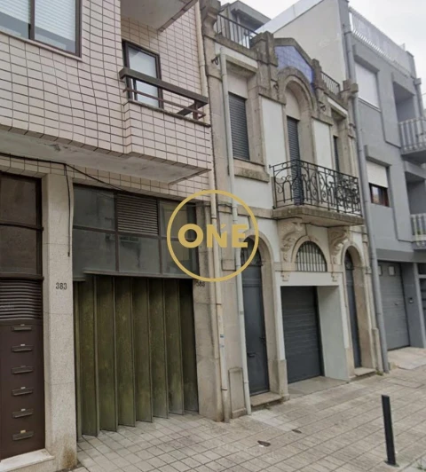 Moradia T2 para Venda em Paranhos