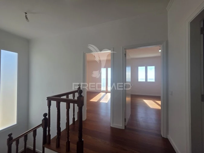 Moradia T3 para Venda em Santa Cruz Foto 19