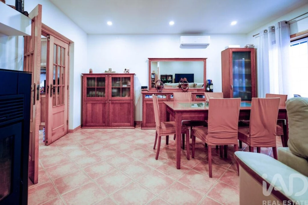 Moradia T4 para Venda em Vilar Foto 7