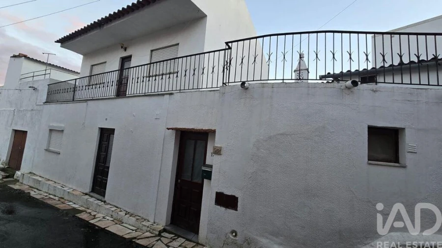 Moradia T3 para Venda em Cadaval e Pêro Moniz Foto 1