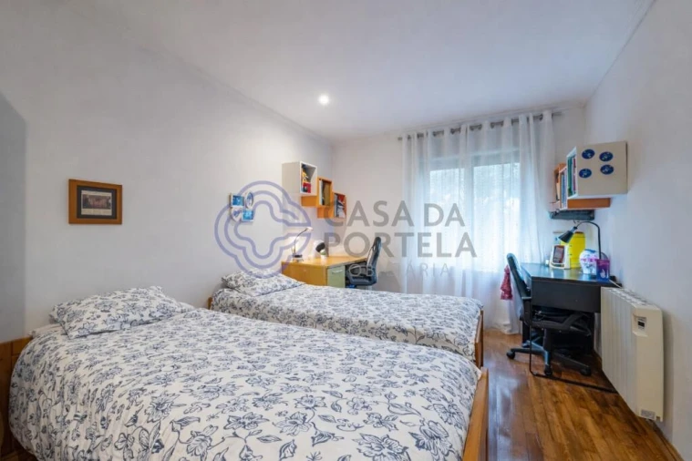 Apartamento T2 para Venda em Castêlo da Maia Foto 9