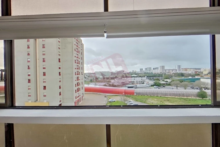 Apartamento T2 para Arrendamento em Lumiar Foto 19