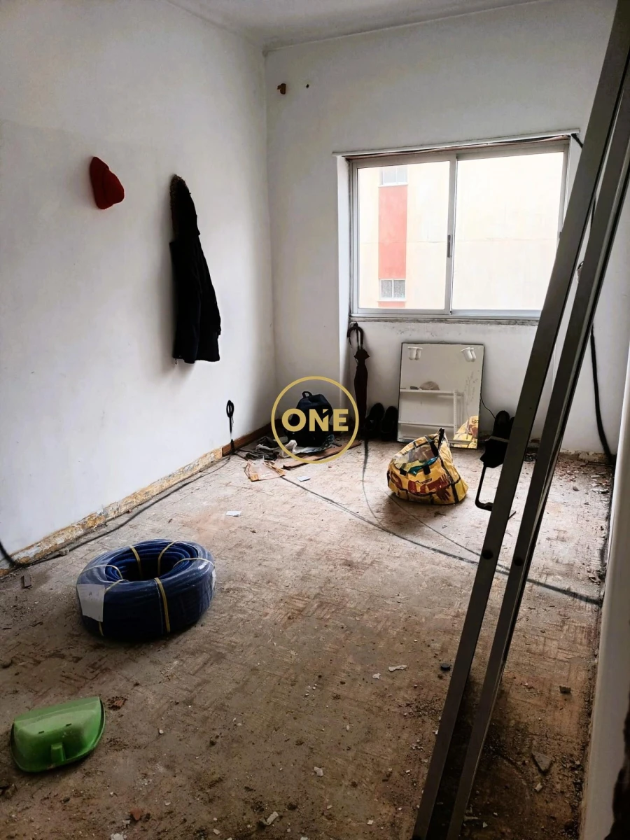 Apartamento T2 para Venda em Barreiro e Lavradio Foto 6