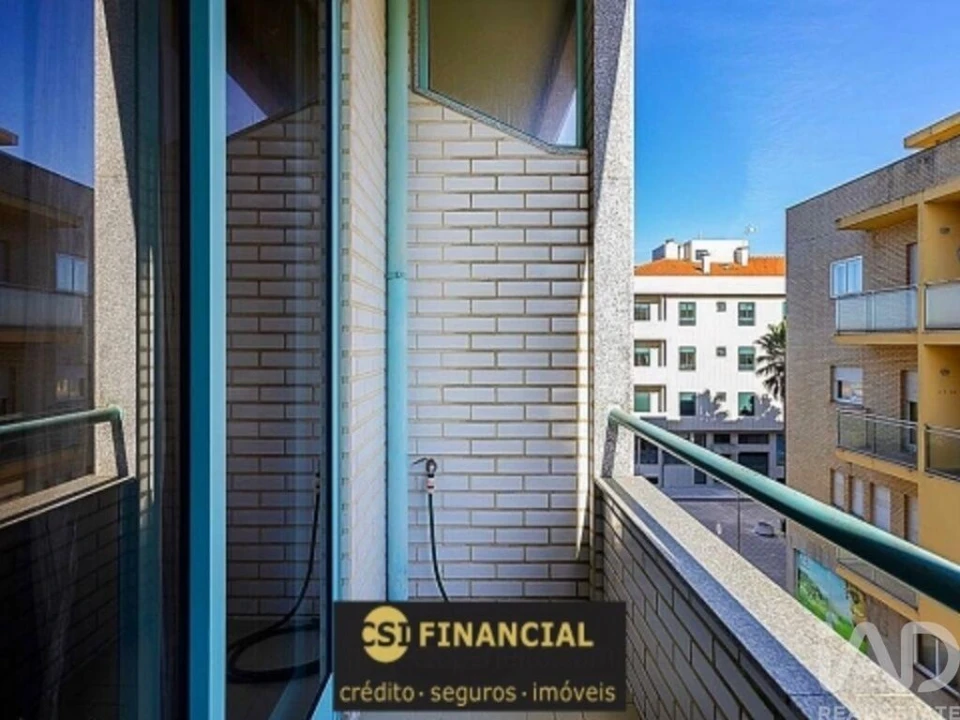 Apartamento T2 para Venda em Esmoriz Foto 6