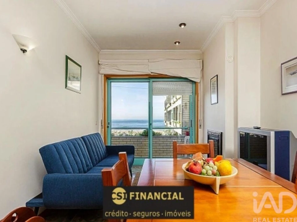 Apartamento T2 para Venda em Esmoriz Foto 2