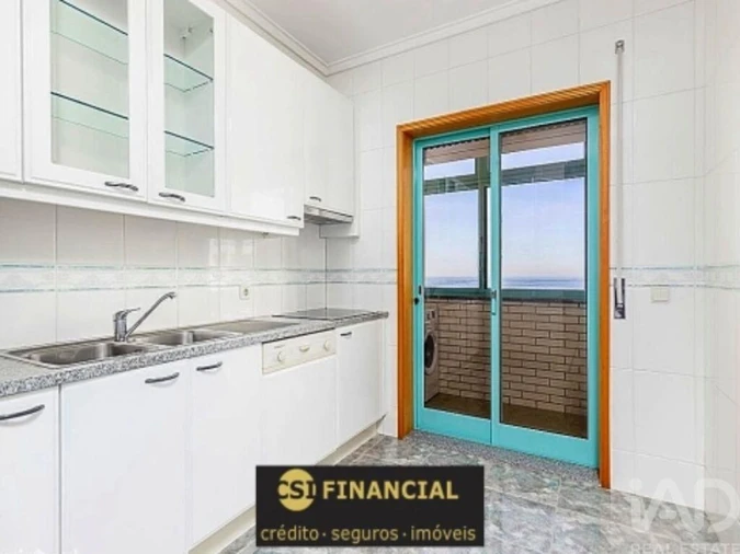 Apartamento T2 para Venda em Esmoriz Foto 11