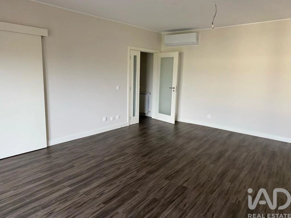 Apartamento T3 para Arrendamento em Palmela Foto 4