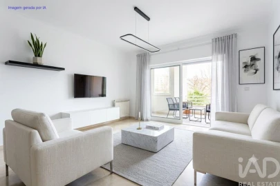 Apartamento T3 para Venda em Carcavelos e Parede