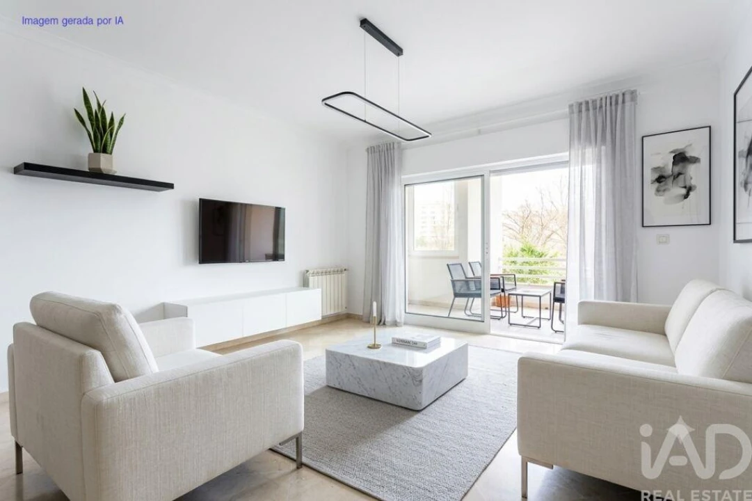 Apartamento T3 para Venda em Carcavelos e Parede Foto 1
