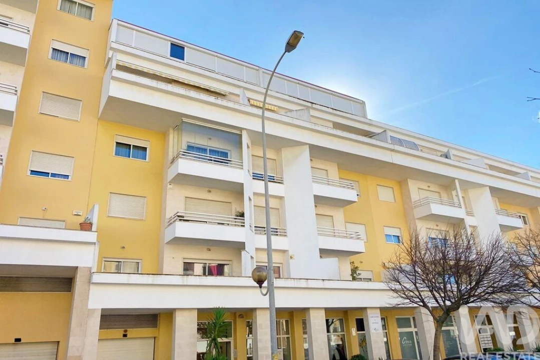 Apartamento T3 para Venda em Carcavelos e Parede Foto 24