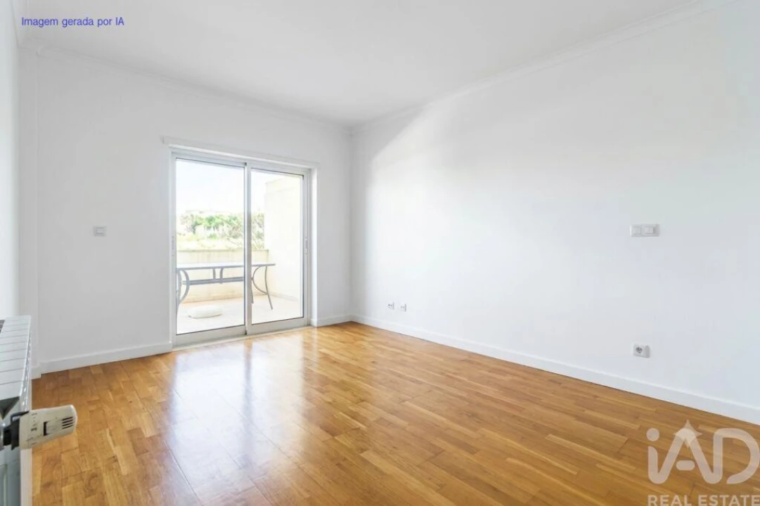 Apartamento T3 para Venda em Carcavelos e Parede Foto 21